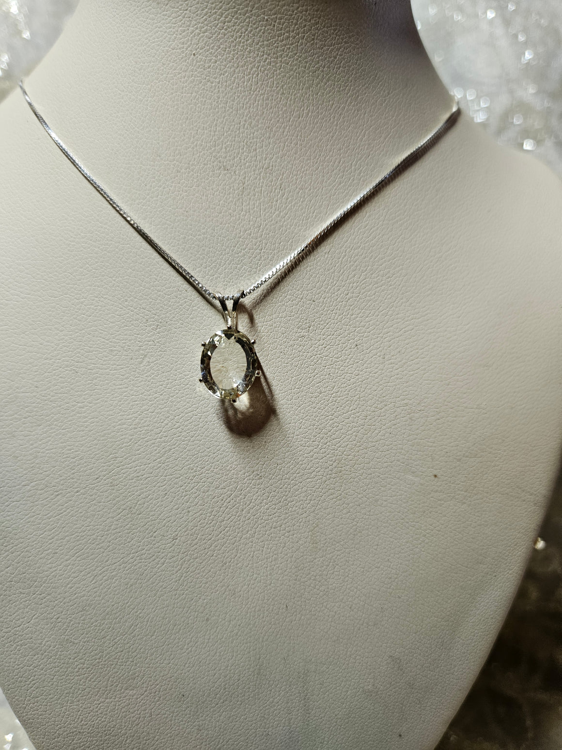 Prasiolite Oval Pendant
